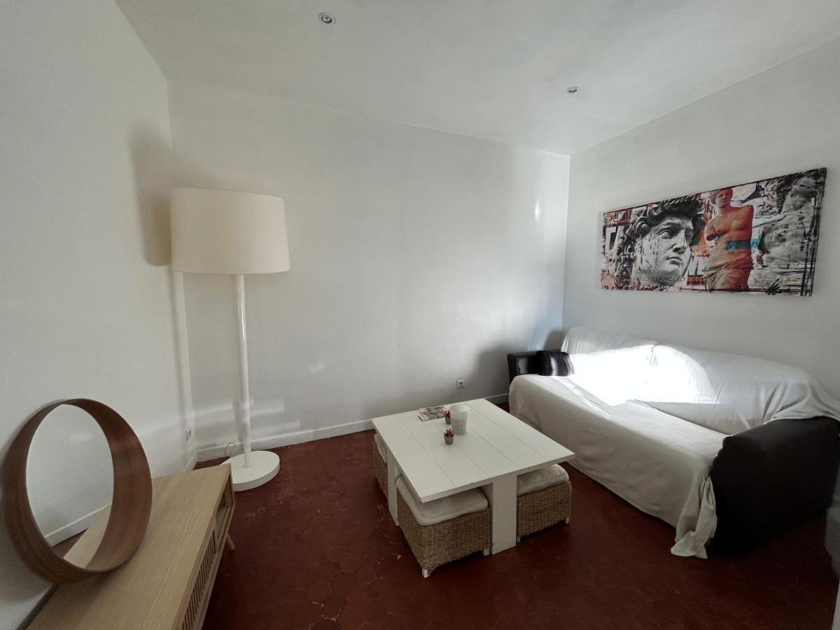 Un Moment Suspendu Apartment Aix-en-Provence Exterior photo