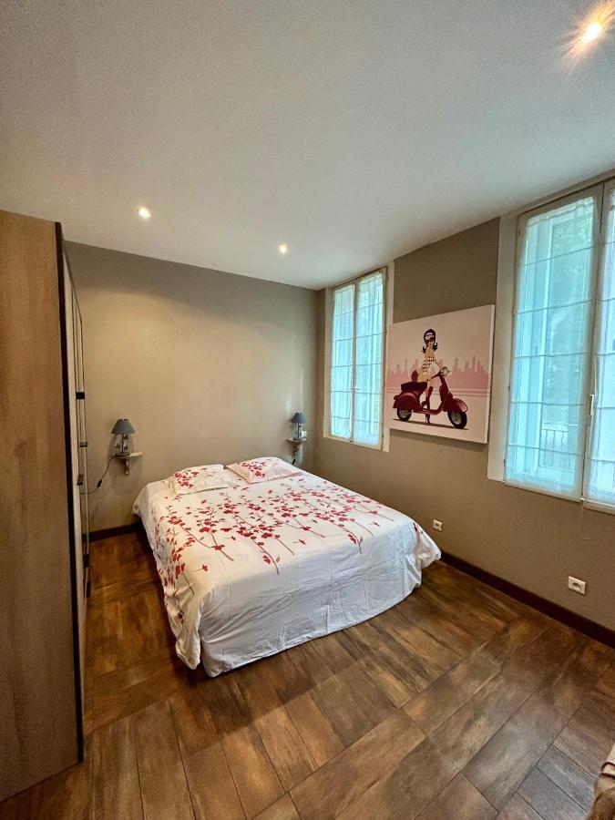 Un Moment Suspendu Apartment Aix-en-Provence Exterior photo